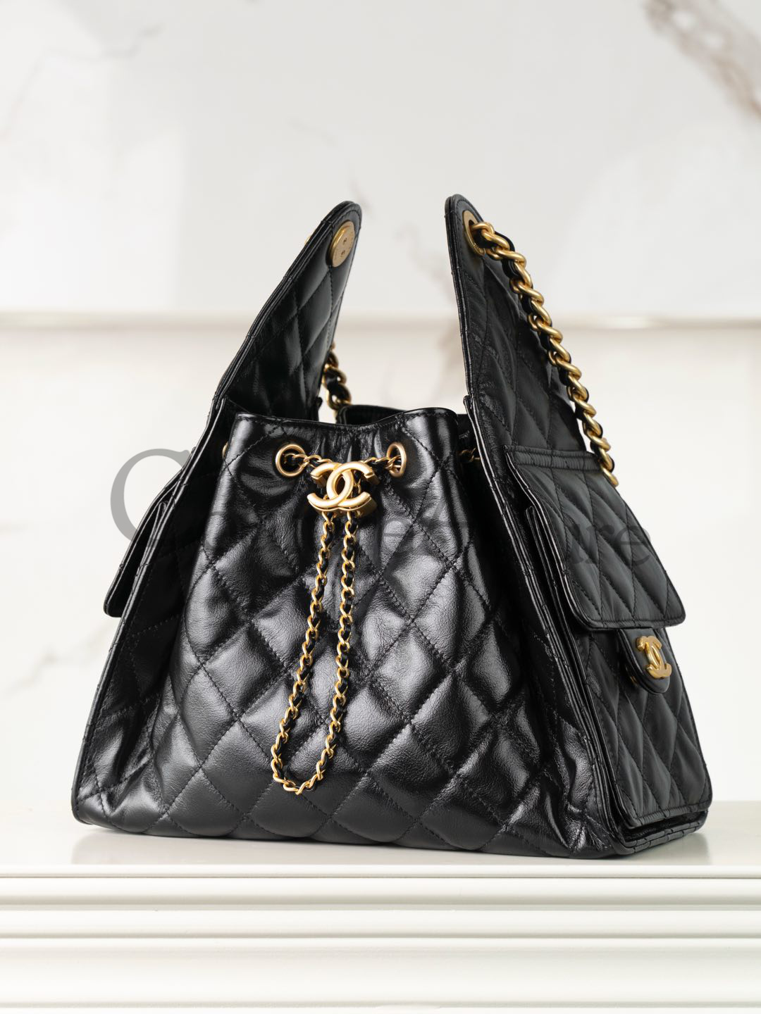 CHANEL 25 Small Handbag in Black Calfskin Leather Master(30*26*14cm)