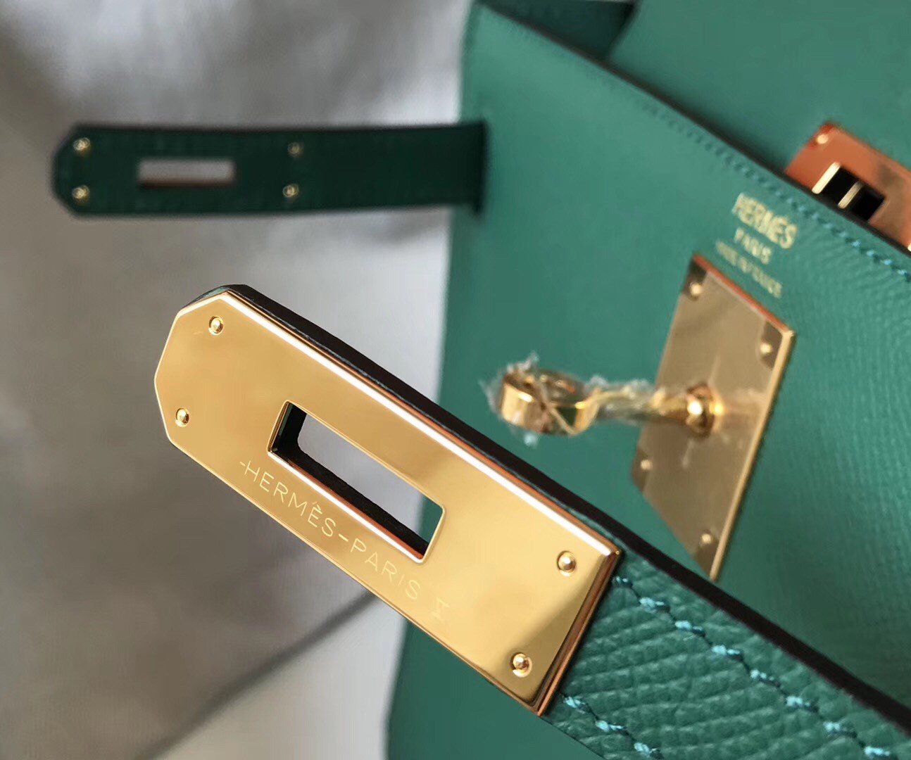 Hermes Malachite Epsom Kelly 32cm Sellier Bag
