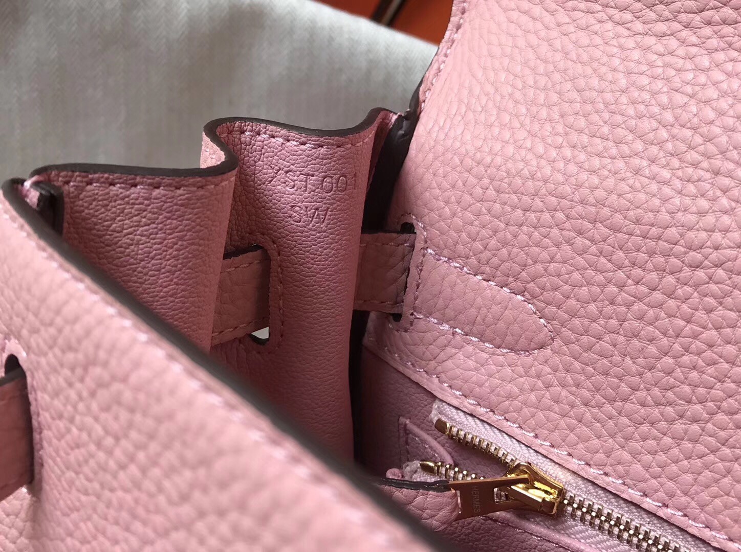 Hermes Pink Clemence Kelly 28cm Bag