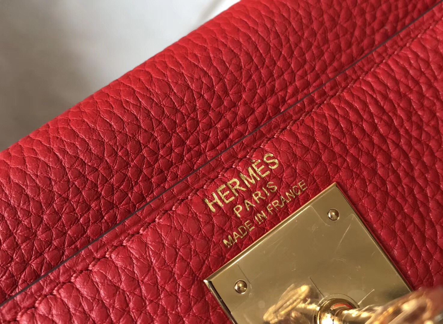 Hermes Red Clemence Kelly 28cm Bag