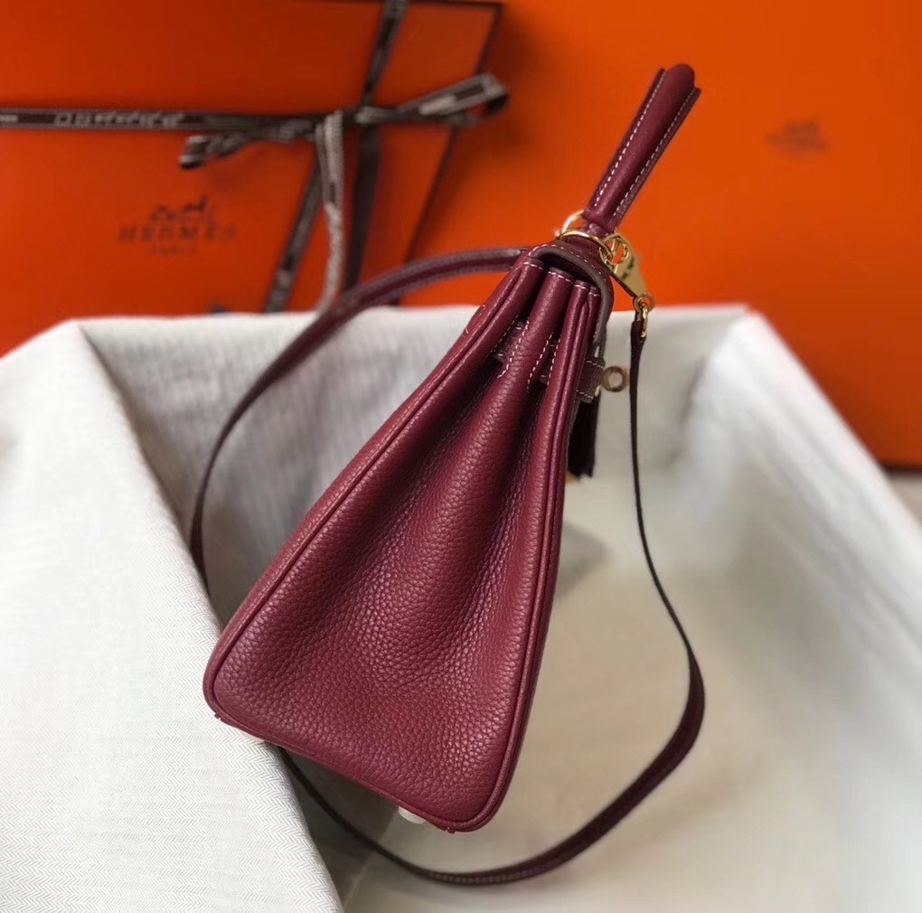 Hermes Bordeaux Clemence Kelly 25cm GHW Bag