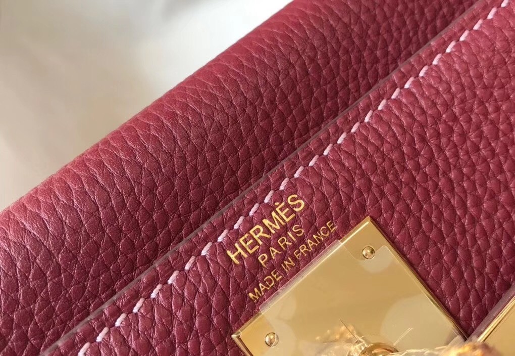 Hermes Bordeaux Clemence Kelly 25cm GHW Bag