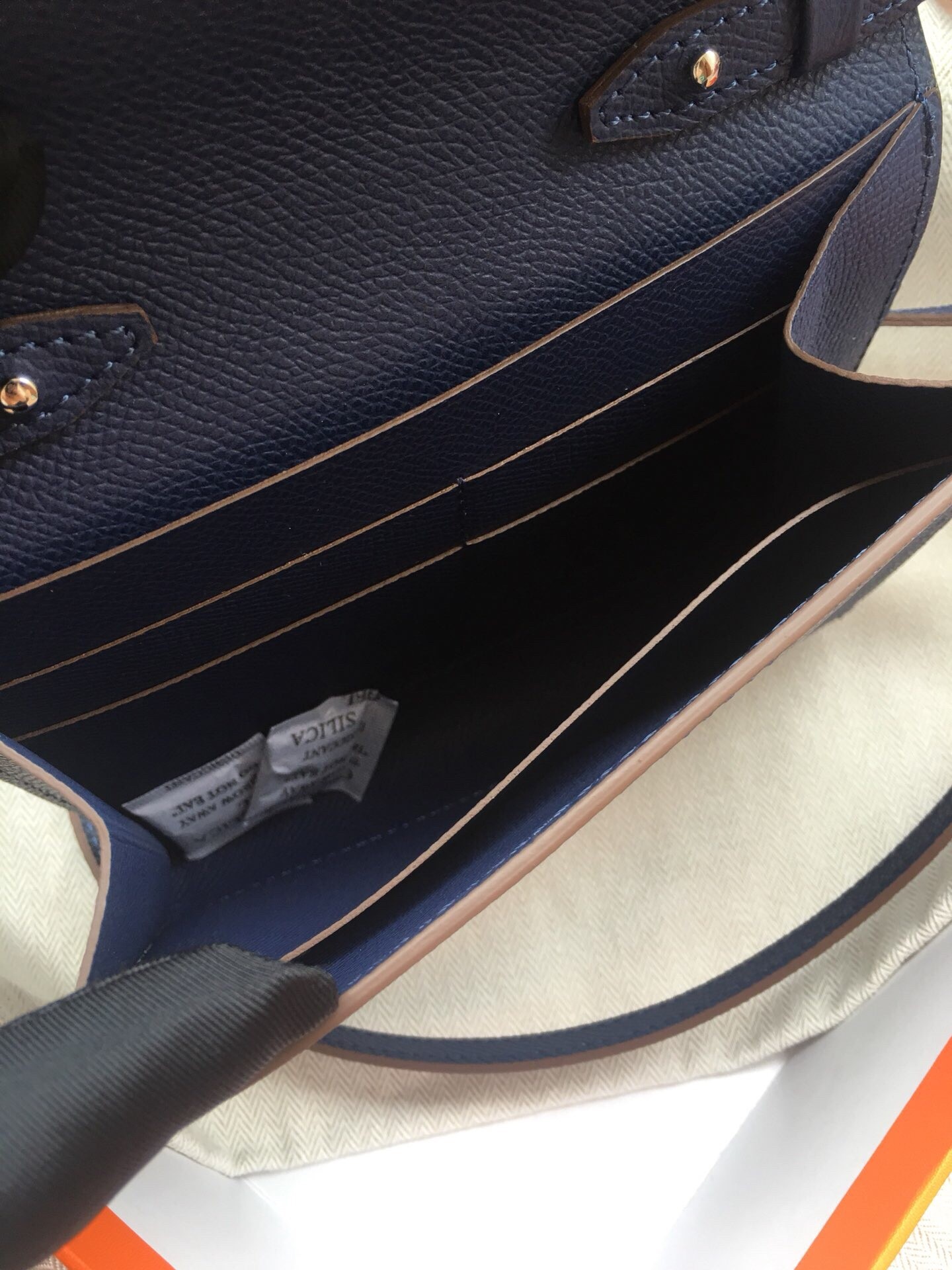 Hermes Sapphire Clic 16 Wallet With Strap