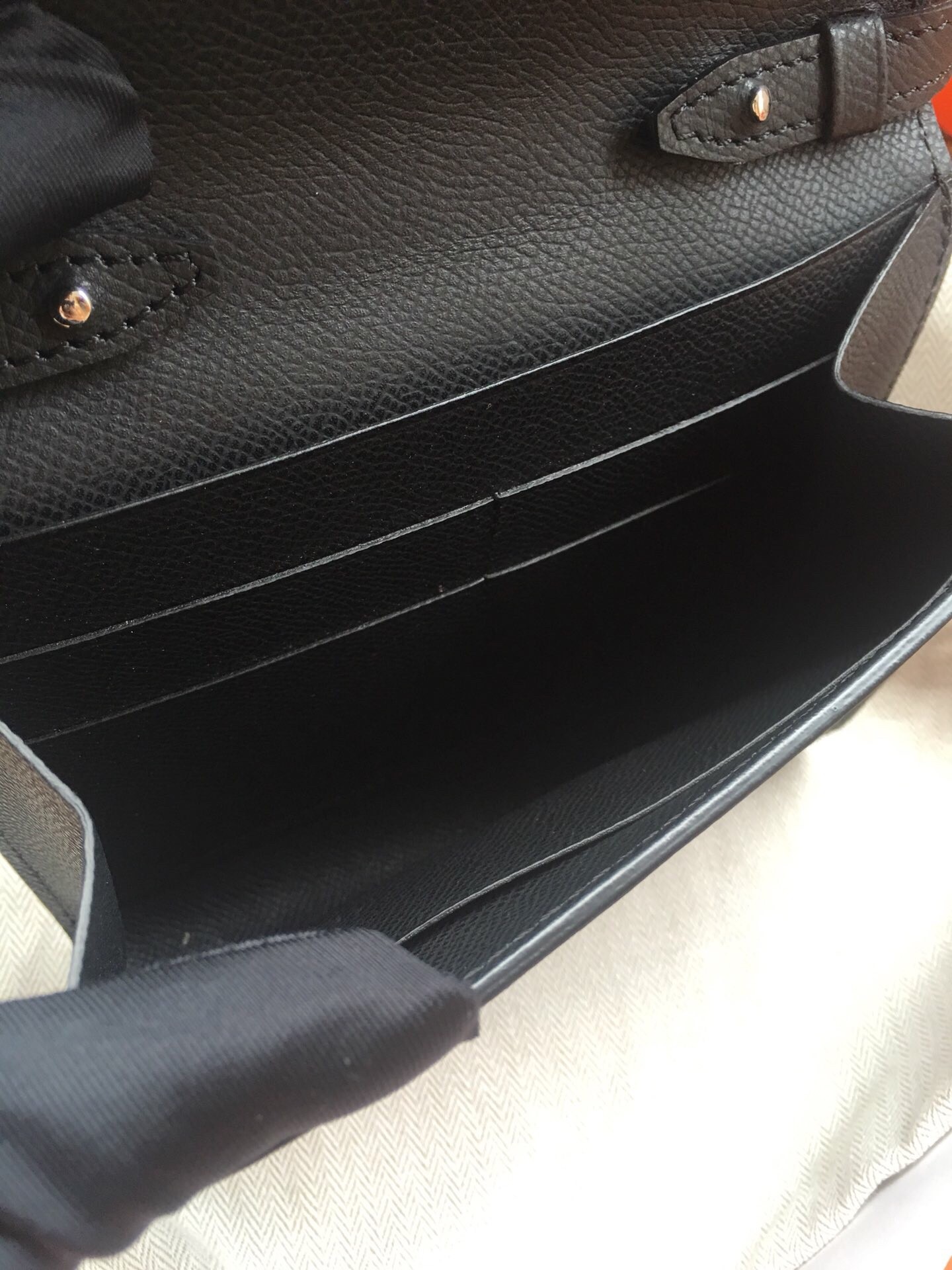 Hermes Black Clic 16 Wallet With Strap