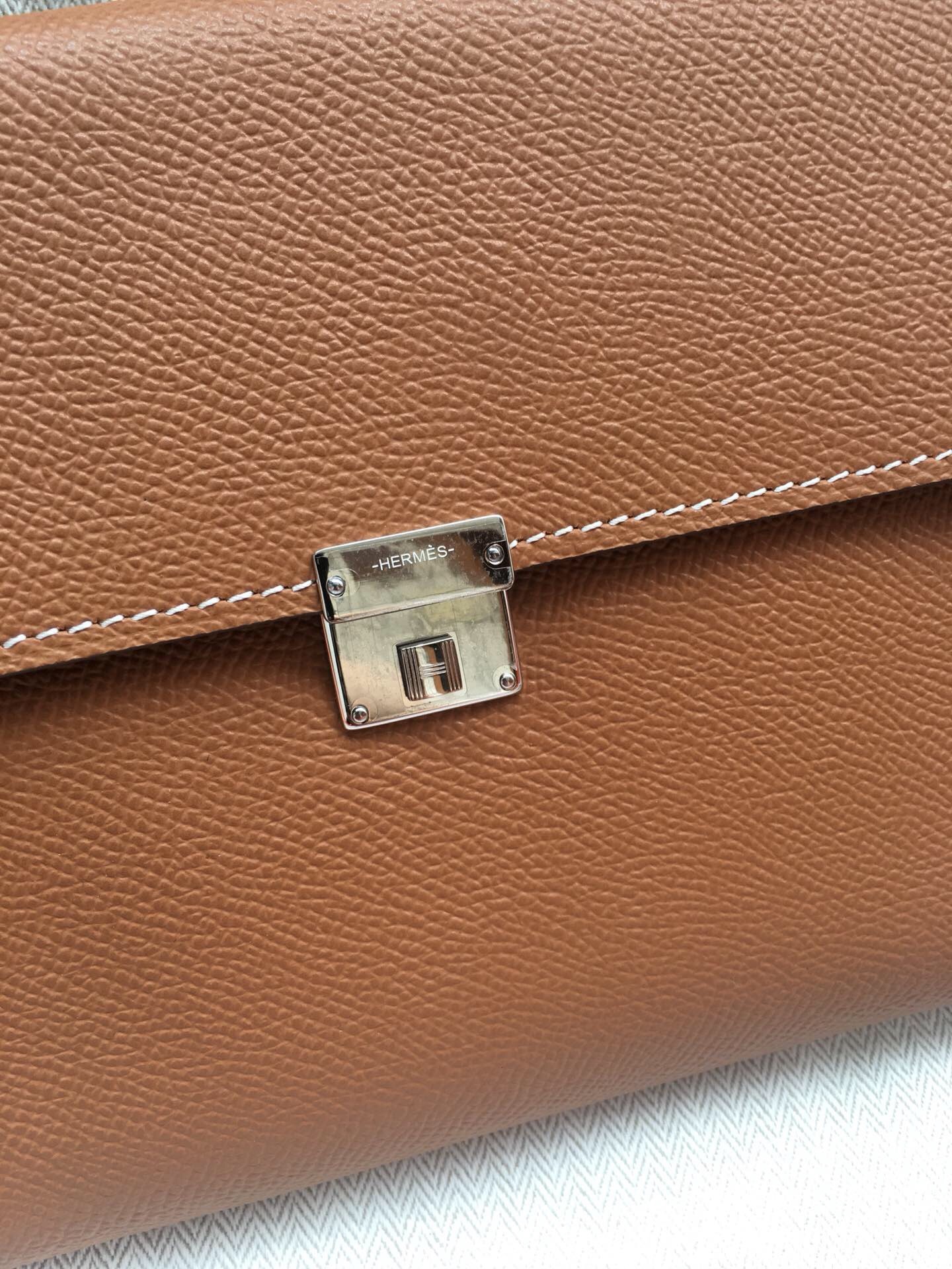 Hermes Brown Clic 16 Wallet With Strap