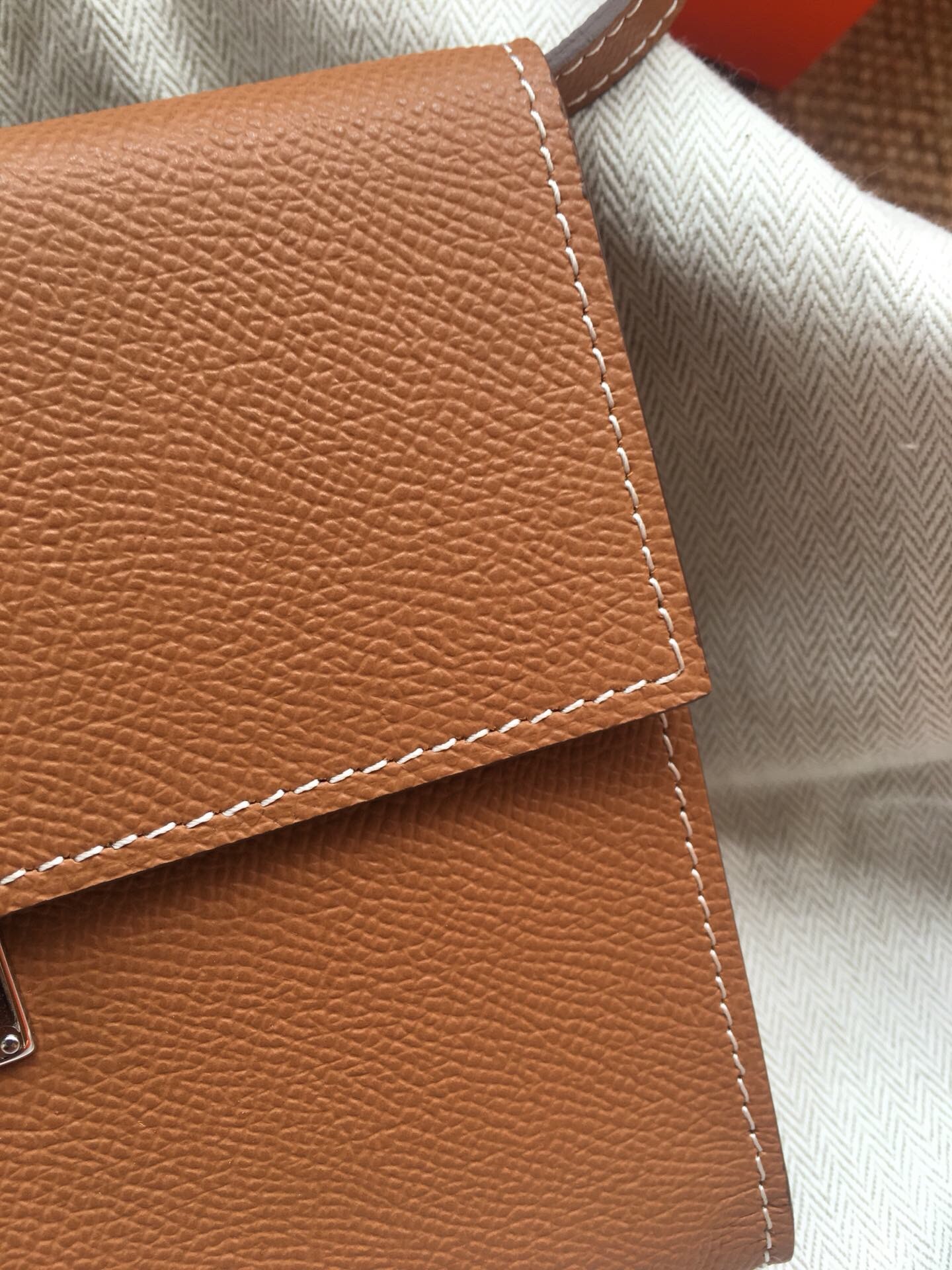 Hermes Brown Clic 16 Wallet With Strap