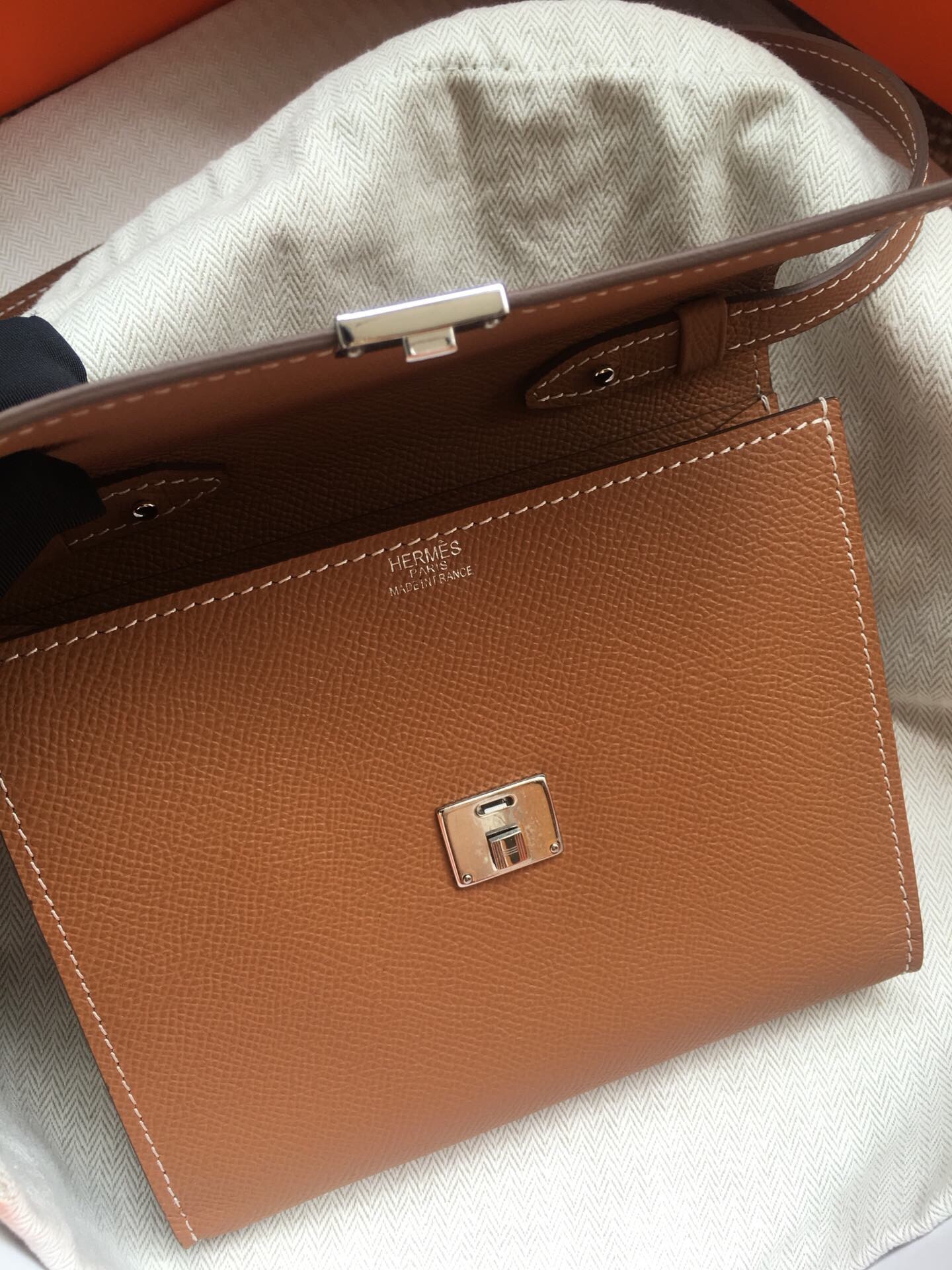 Hermes Brown Clic 16 Wallet With Strap