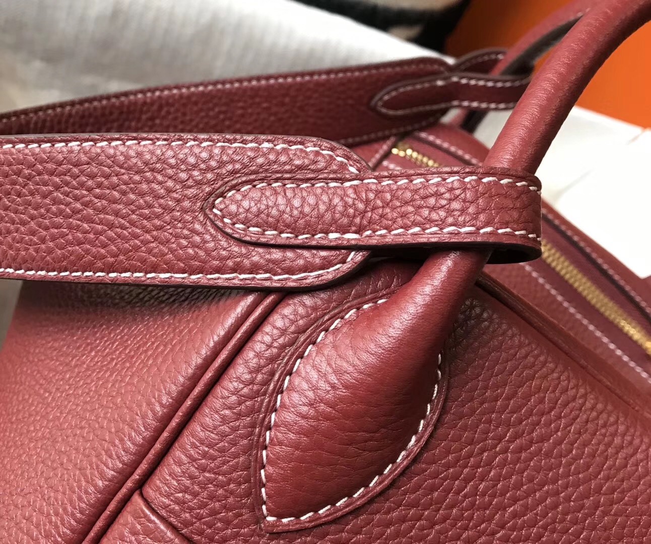 Hermes Lindy 30cm Bag In Bordeaux Clemence Leather