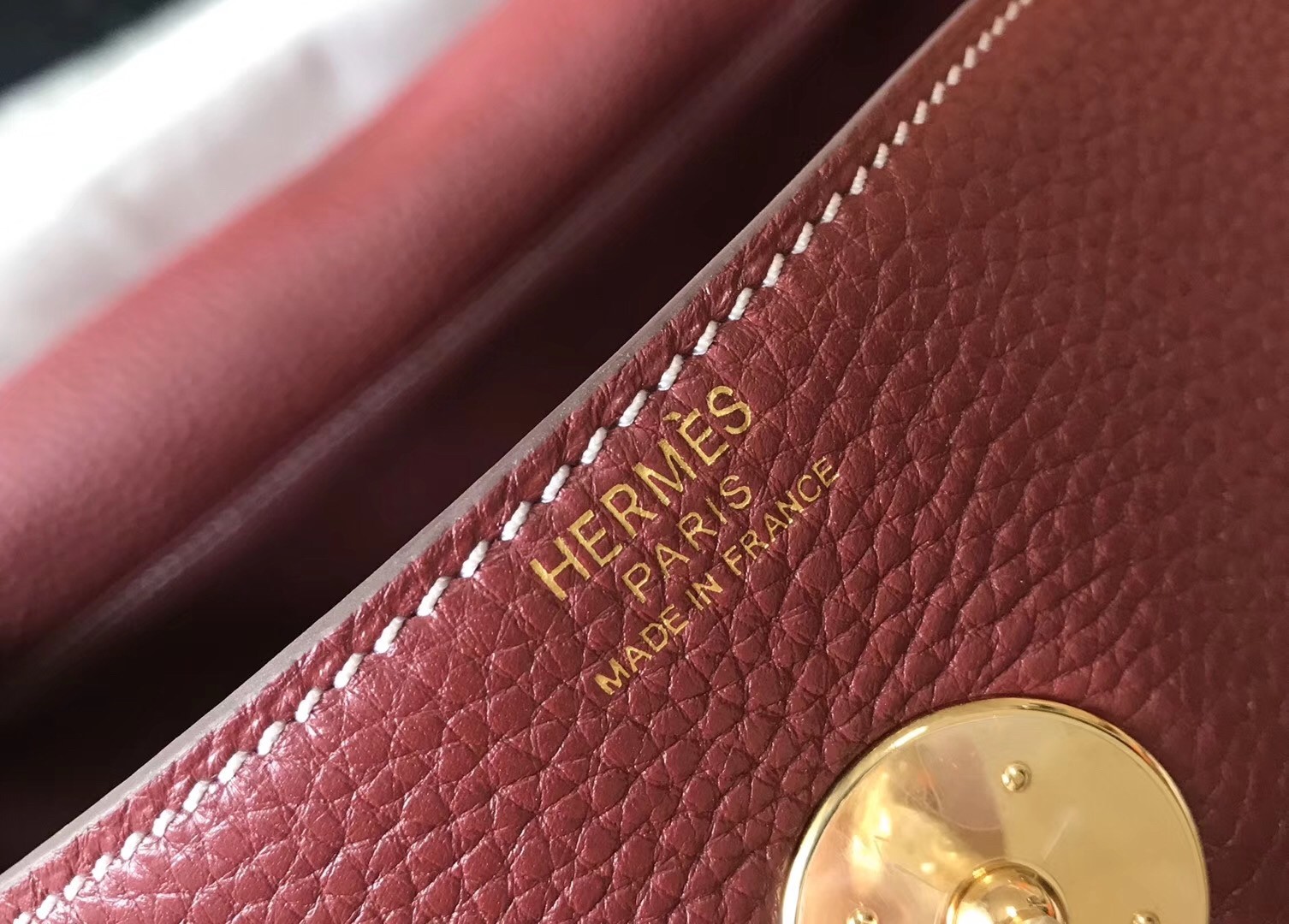 Hermes Lindy 30cm Bag In Bordeaux Clemence Leather