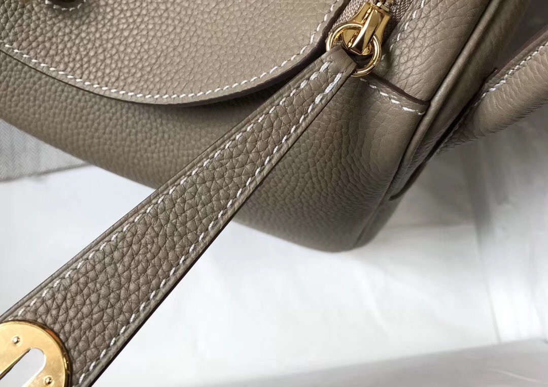 Hermes Lindy 30cm Bag In Grey Clemence Leather