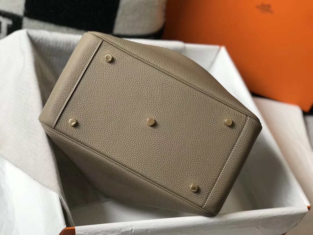 Hermes Lindy 30cm Bag In Grey Clemence Leather