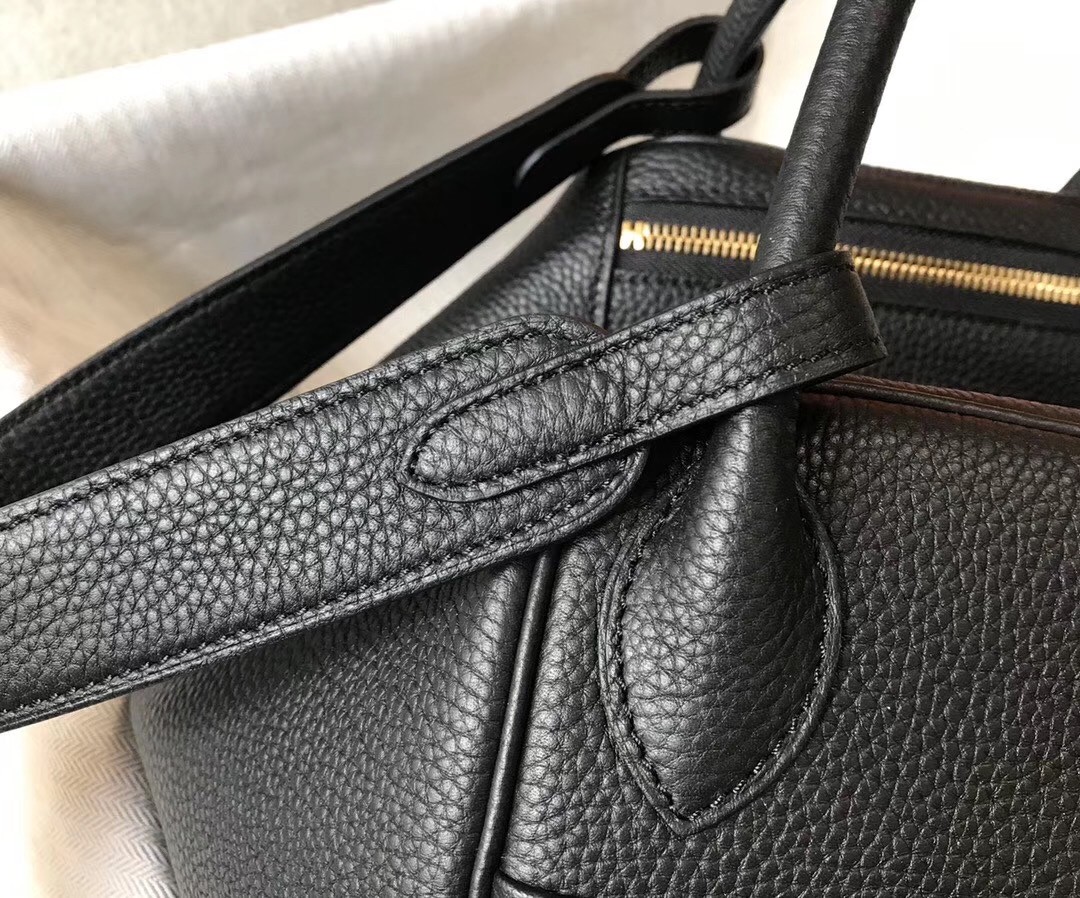 Hermes Lindy 30cm Bag In Black Clemence Leather