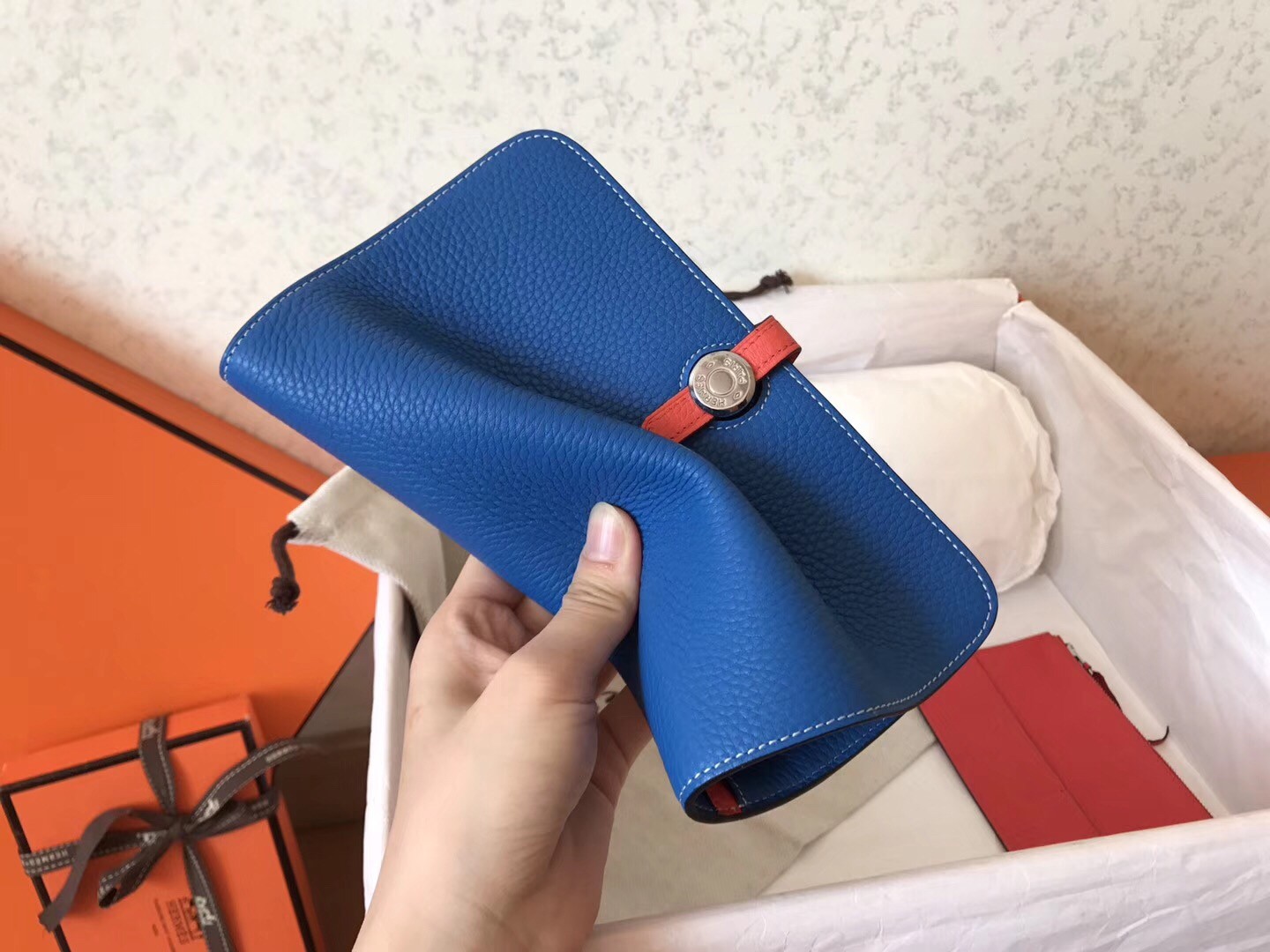 Hermes Bicolor Dogon Duo Wallet In Blue/Piment Leather