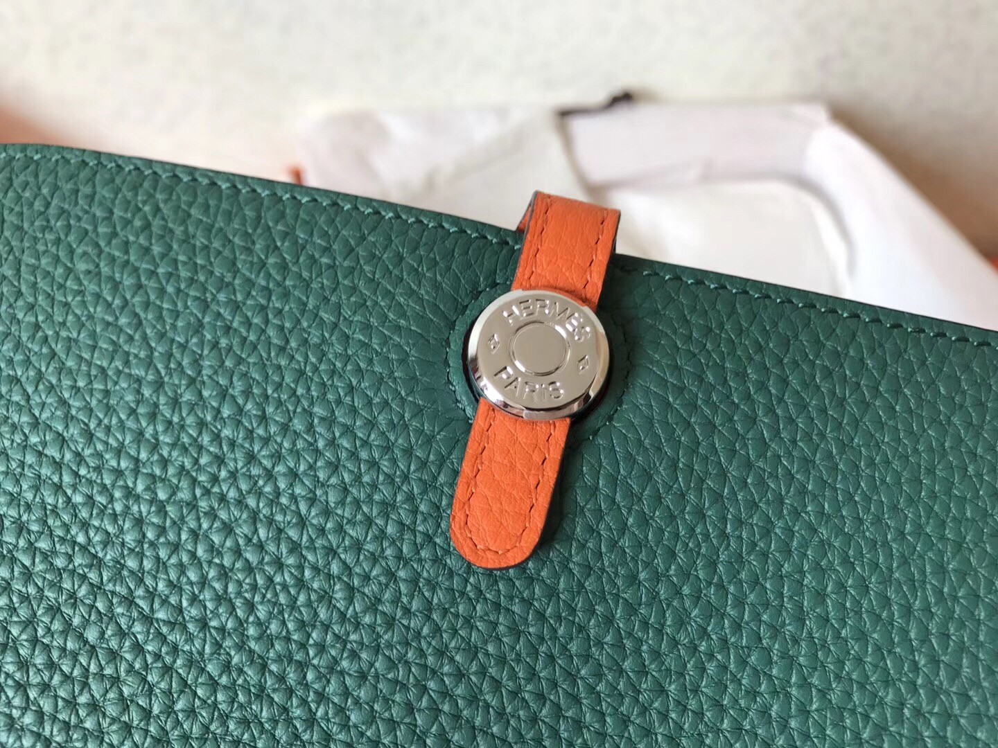 Hermes Bicolor Dogon Duo Wallet In Malachite/Orange Leather