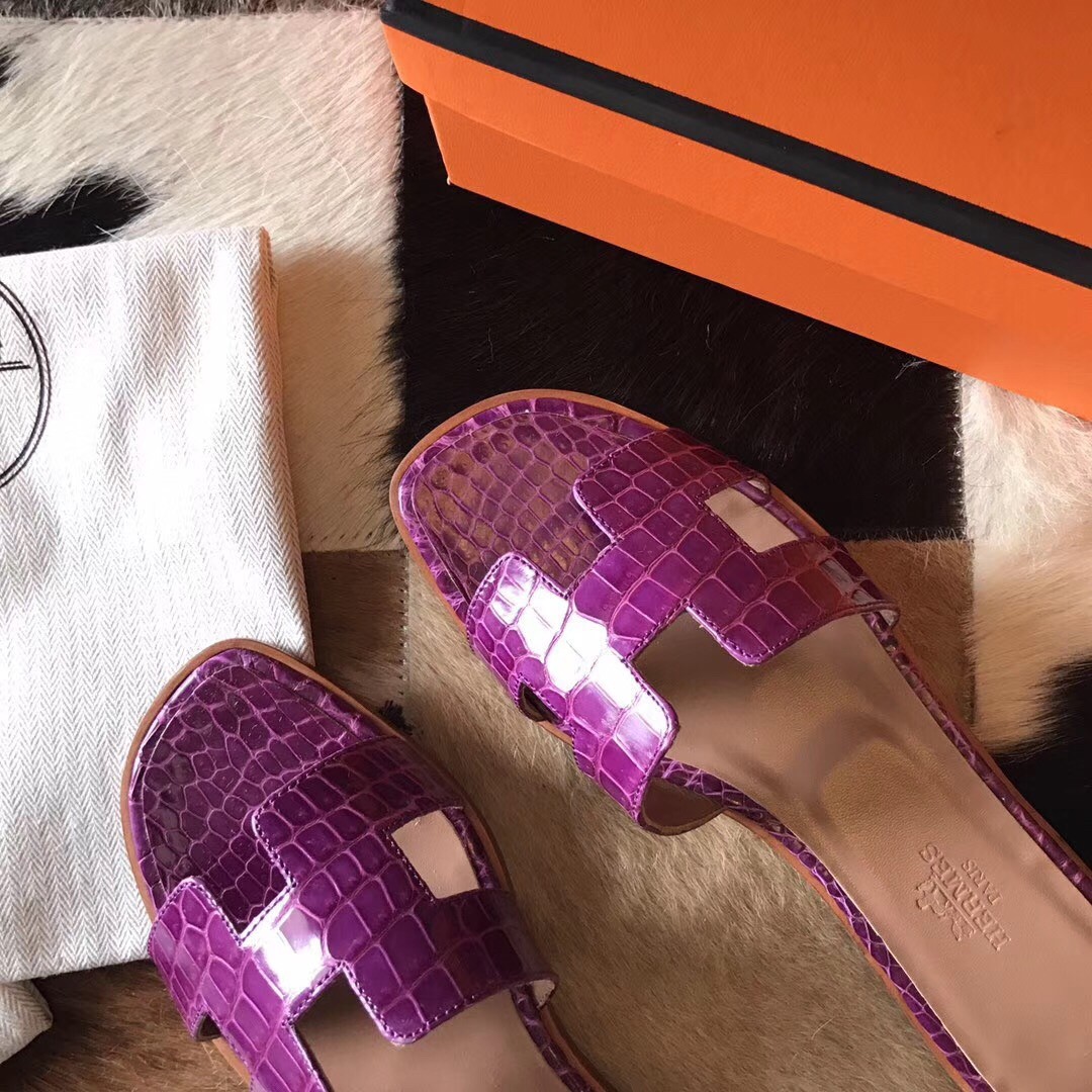 Hermes Oran Sandals In Purple Shiny Niloticus Crocodile