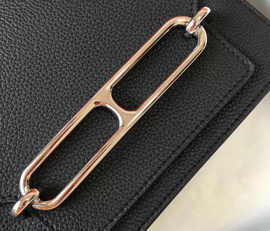 Hermes Mini Sac Roulis 18cm Bag In Black Evercolor Calfskin