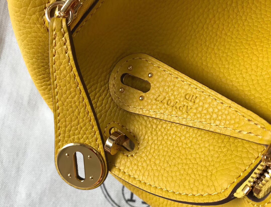 Hermes Mini Lindy Bag In Yellow Clemence Leather
