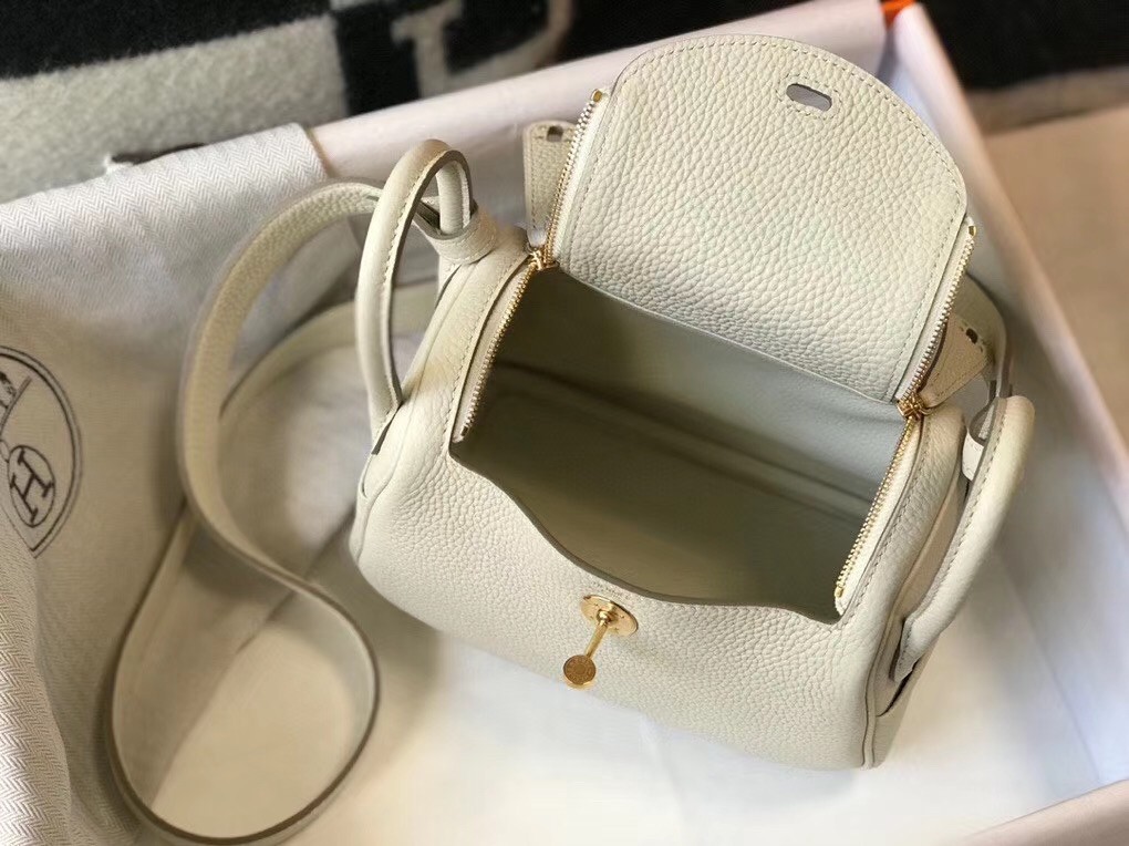 Hermes Mini Lindy Bag In White Clemence Leather