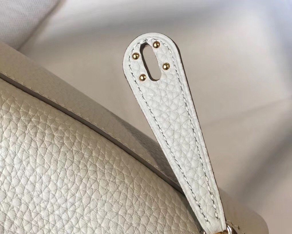 Hermes Mini Lindy Bag In White Clemence Leather