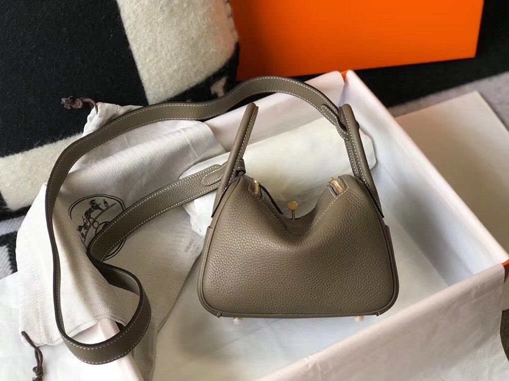 Hermes Mini Lindy Bag In Taupe Clemence Leather