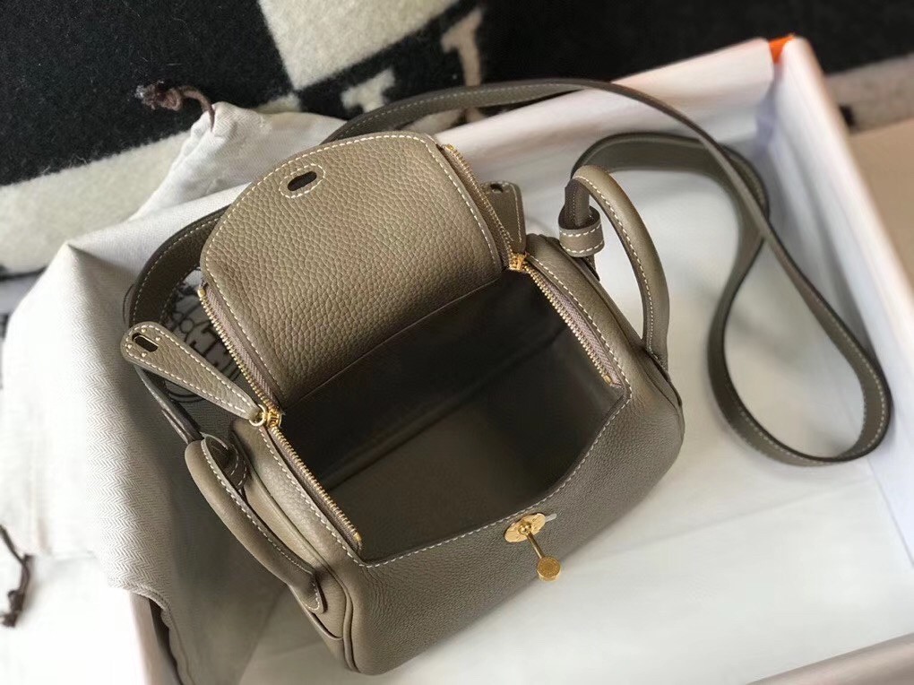 Hermes Mini Lindy Bag In Taupe Clemence Leather