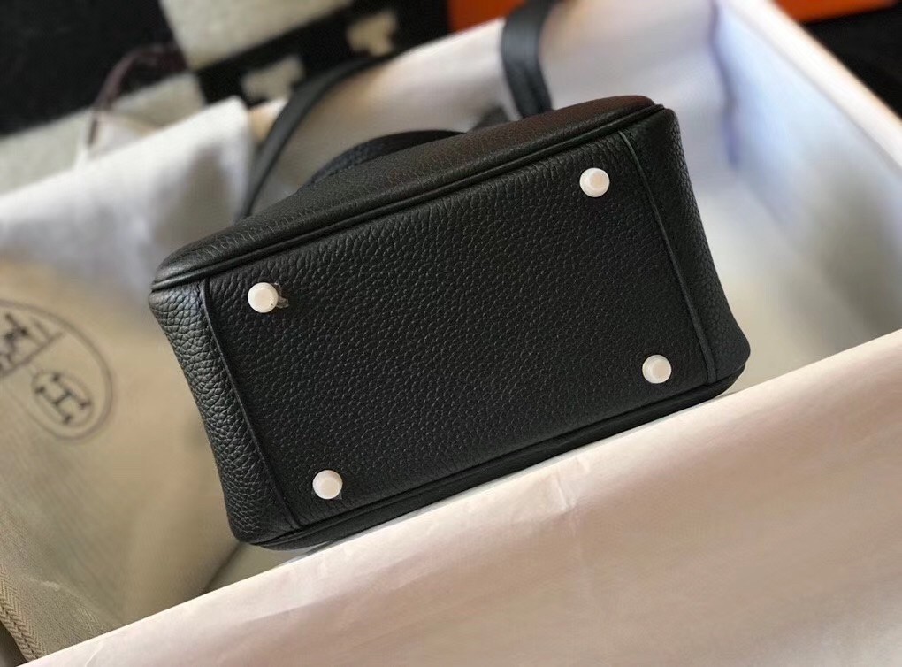 Hermes Mini Lindy Bag In Black Clemence Leather