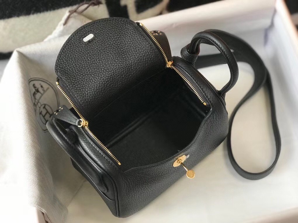 Hermes Mini Lindy Bag In Black Clemence Leather
