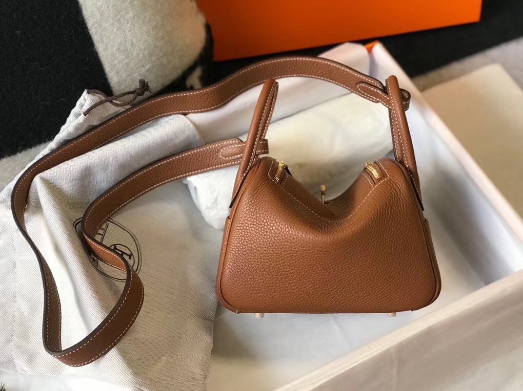 Hermes Mini Lindy Bag In Brown Clemence Leather