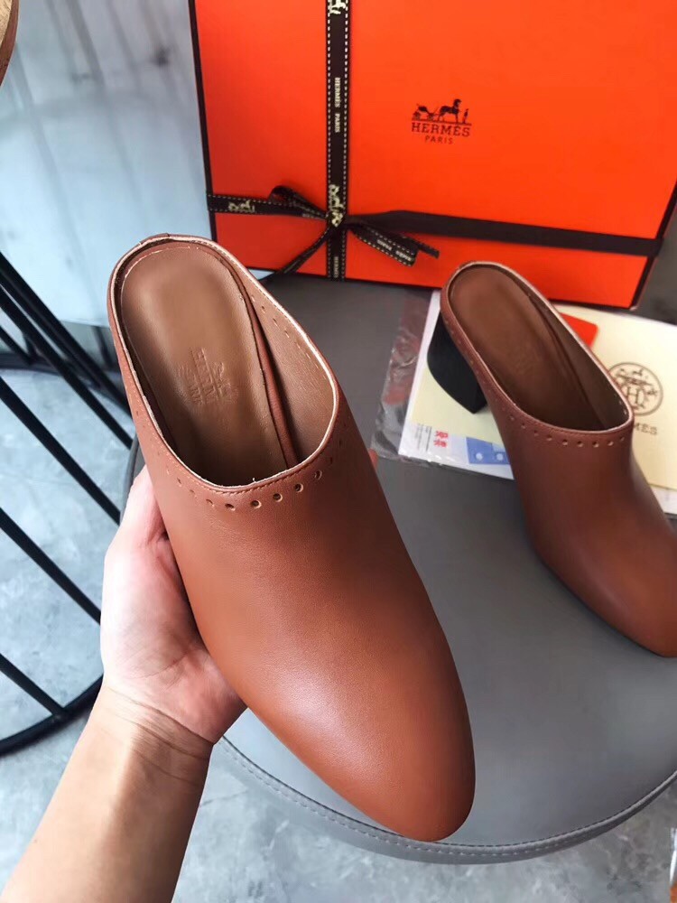Hermes Trot Mule In Brown Calfskin