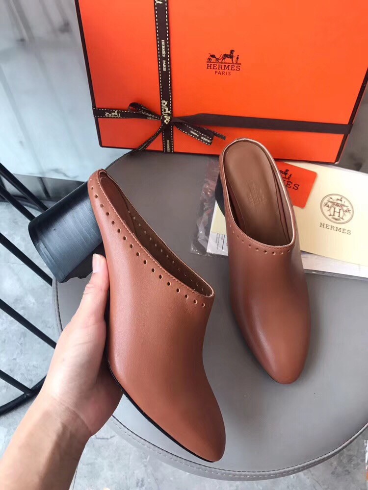 Hermes Trot Mule In Brown Calfskin