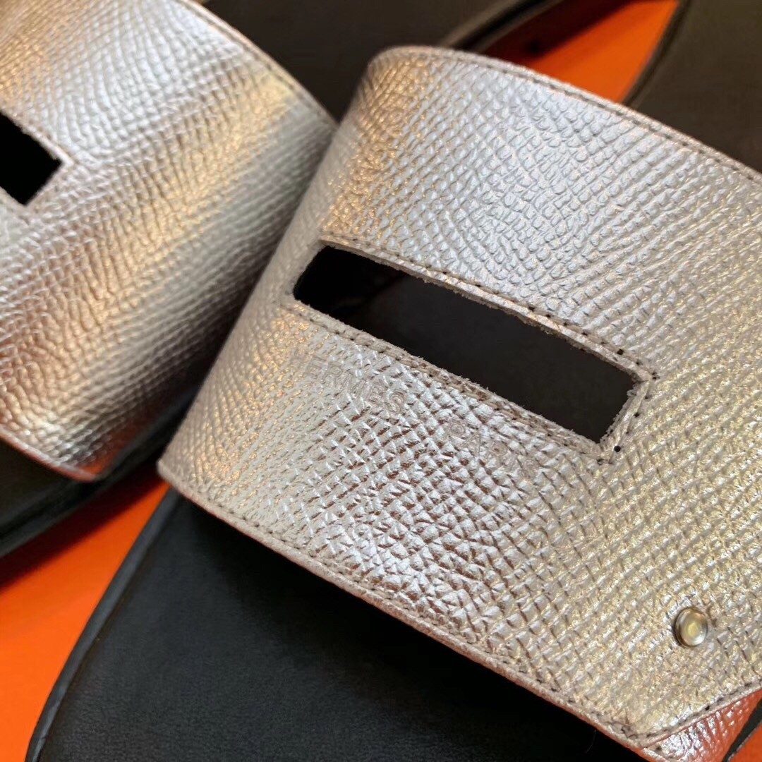 Hermes View Sandals In Silver Epsom Leather