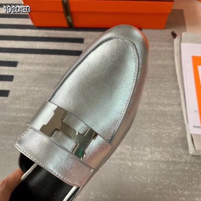 Hermes Trocadero Mule In Silver Nappa Leather