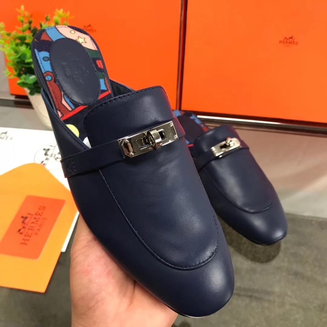 Hermes Oz Mule In Dark Blue Leather