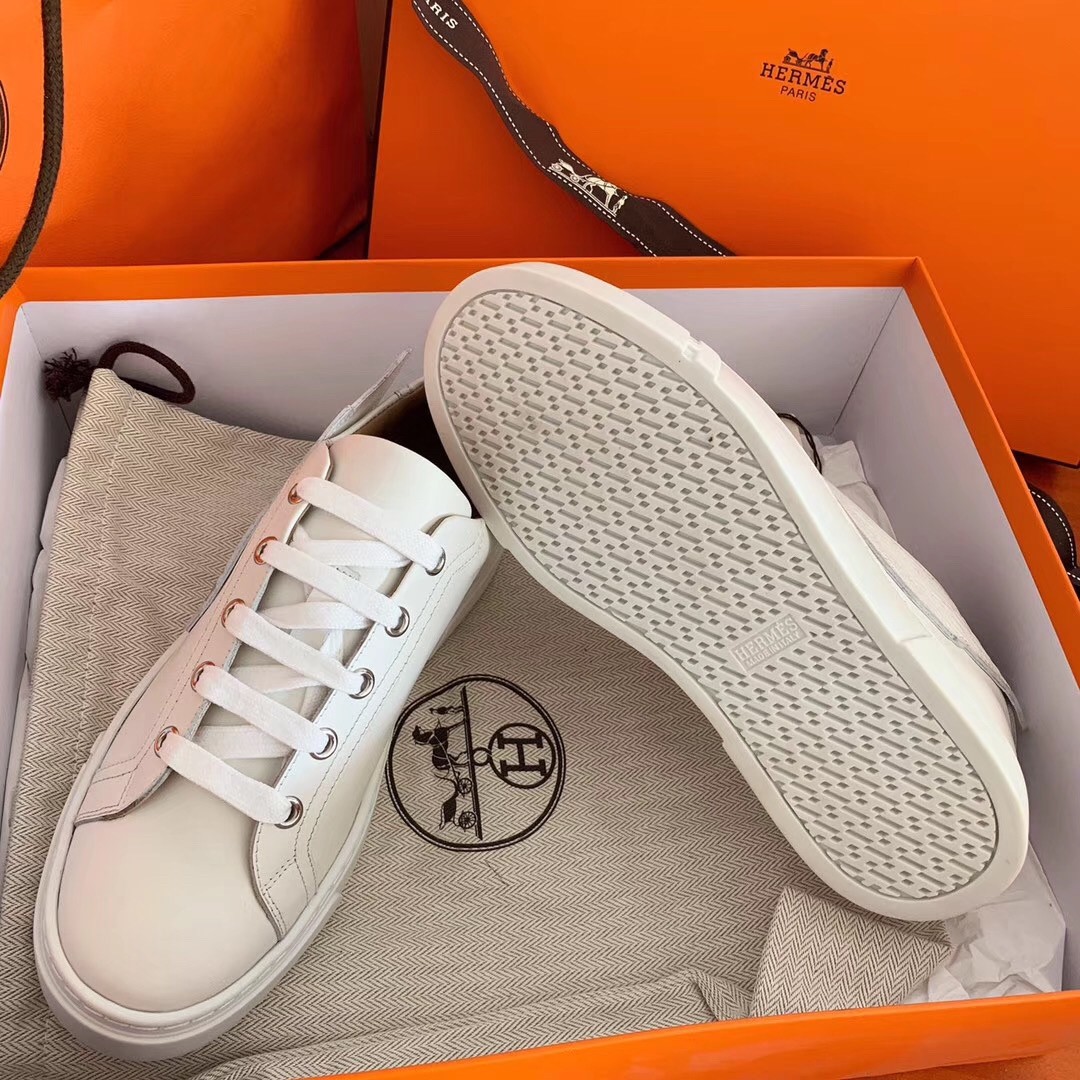 Hermes Velvet Sneakers In White Calfskin With Printed Wing Patch