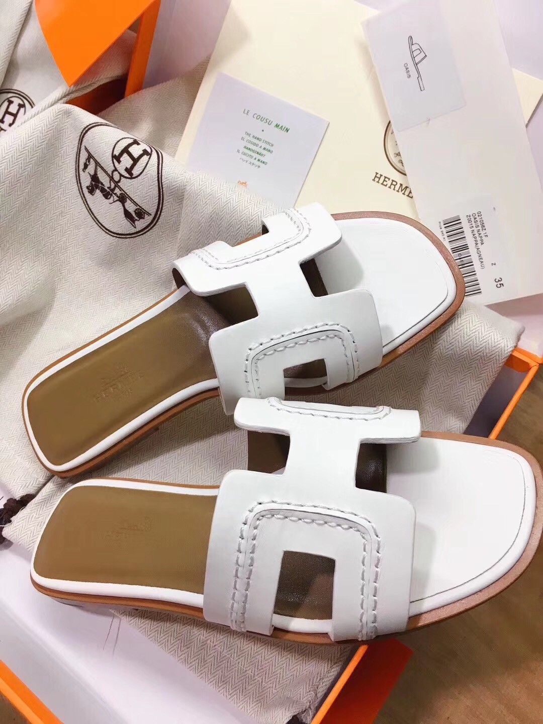 Hermes Oran Sandals In White Leather With Stitched Detail
