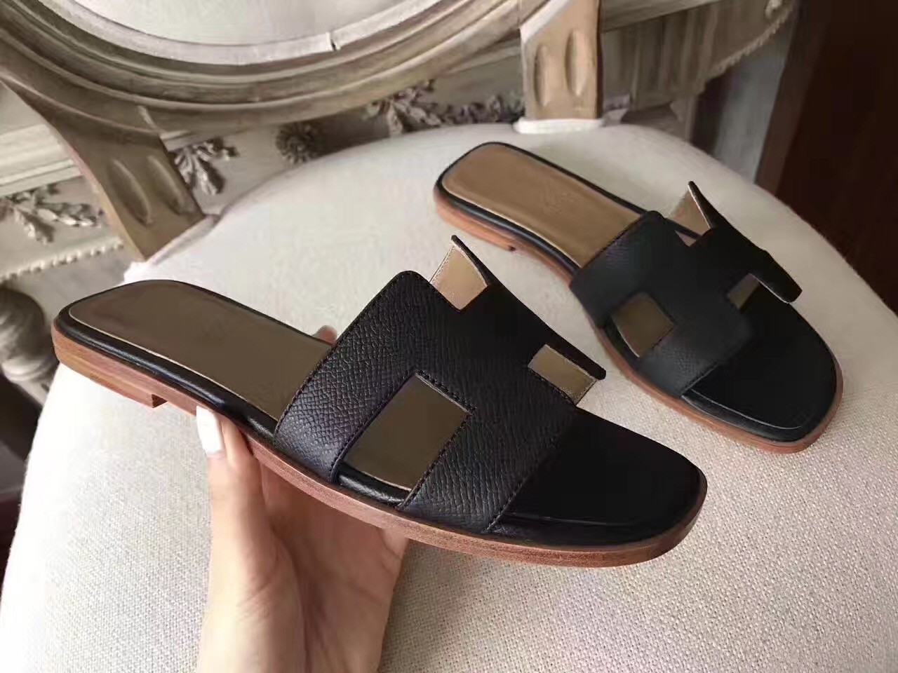 Hermes Oran Sandals In Black Epsom Leather
