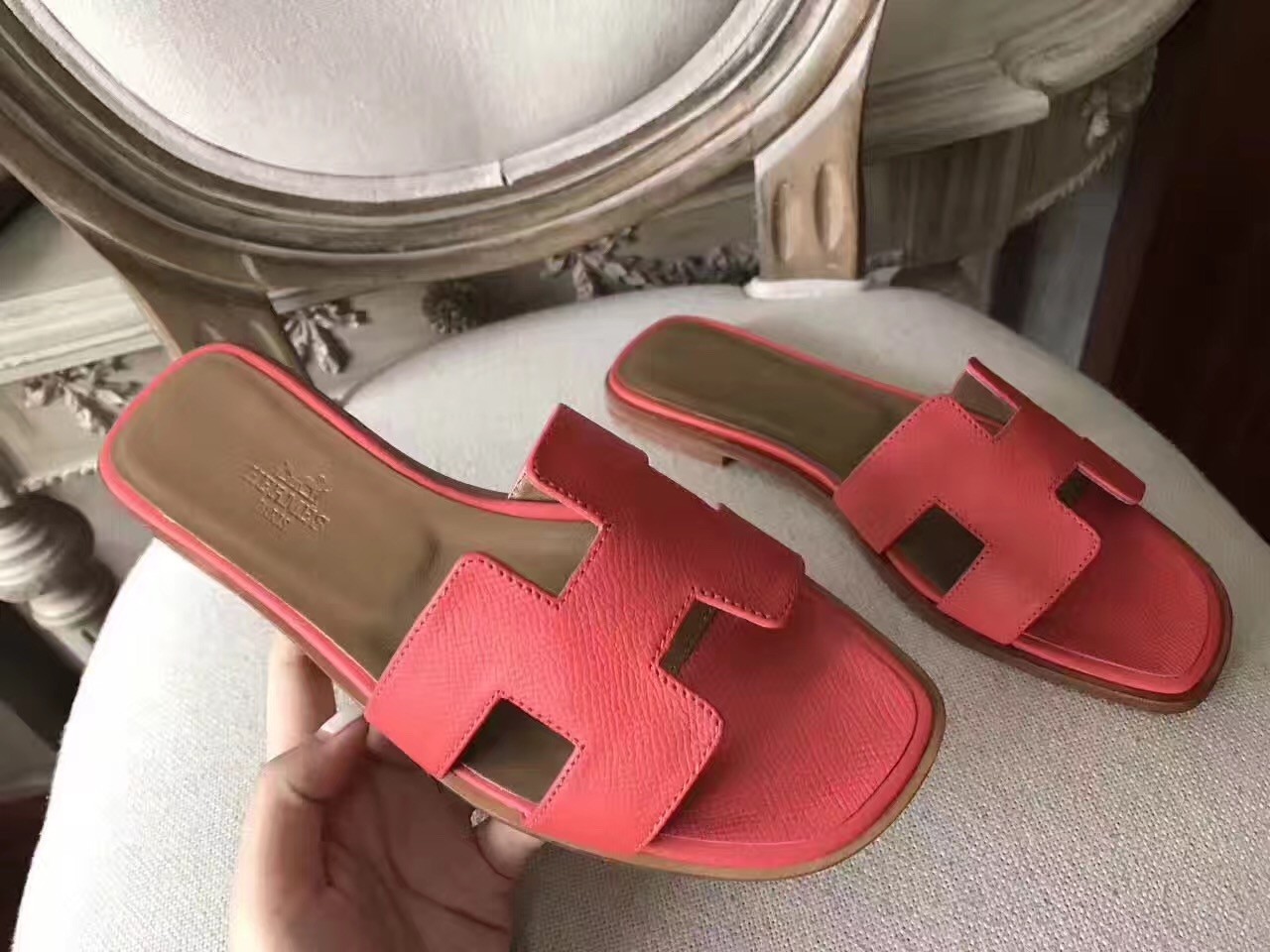 Hermes Oran Sandals In Rose Azalee Epsom Leather