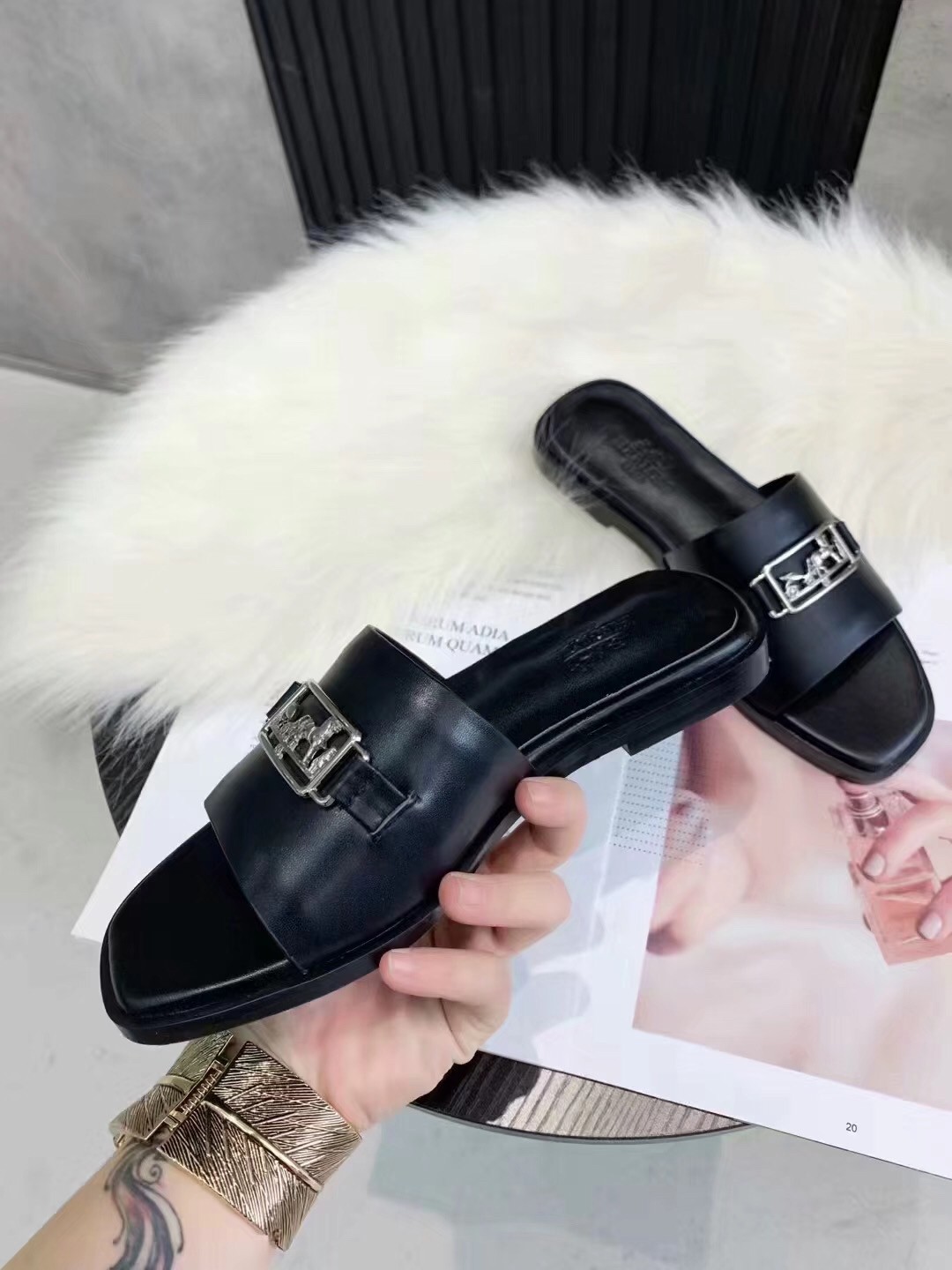 Hermes Villa Sandals In Black Calfskin
