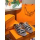 Hermes Thalassa Sandals In Silver Metallic Calfskin