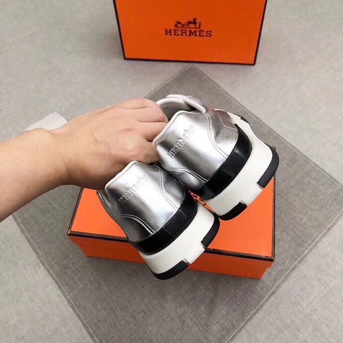 Hermes Trail Sneakers In Silver Metallic Nappa Leather