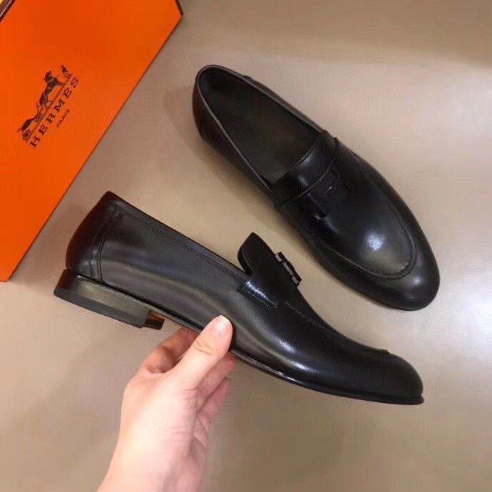 Hermes Men's Paris Loafers In Black Calfskin