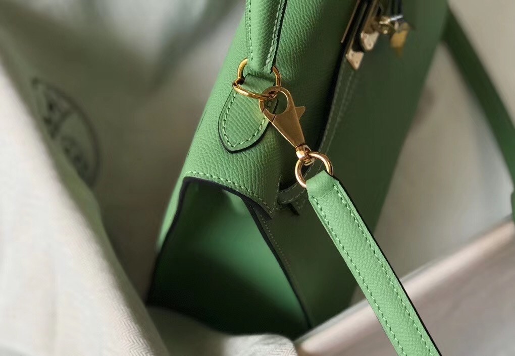 Hermes Vert Criquet Epsom Kelly 28cm Sellier Bag GHW