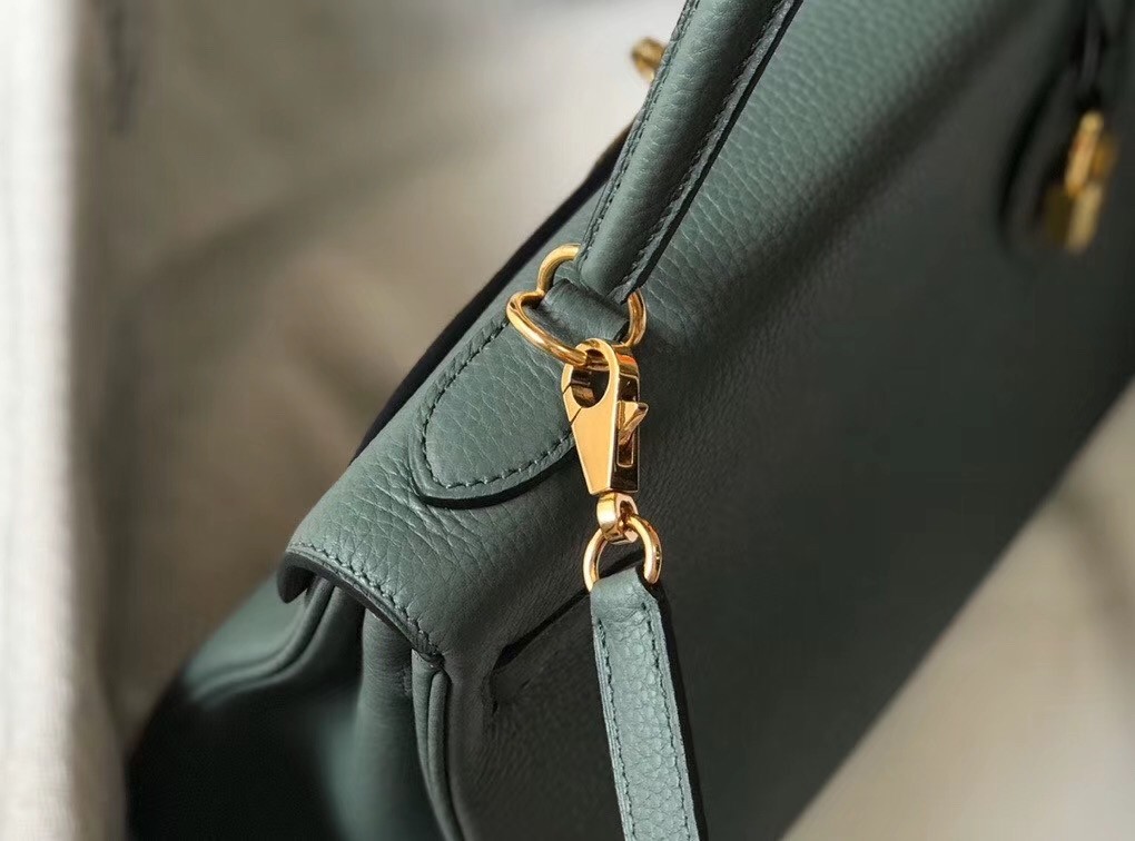 Hermes Vert Amande Clemence Kelly 32cm Retourne Bag
