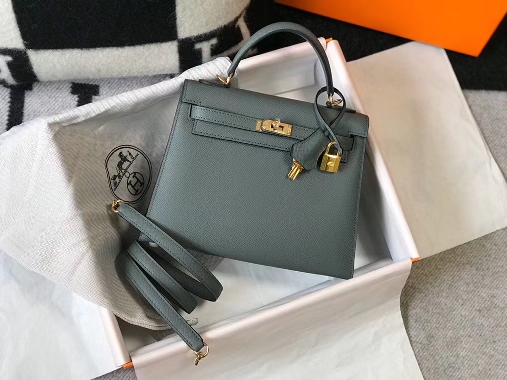Hermes Vert Amande Epsom Kelly 25cm Sellier Bag GHW