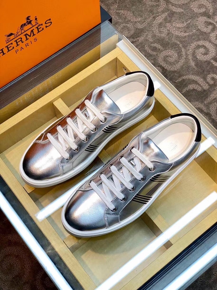 Hermes Avantage Sneakers In Grey Metallic Leather