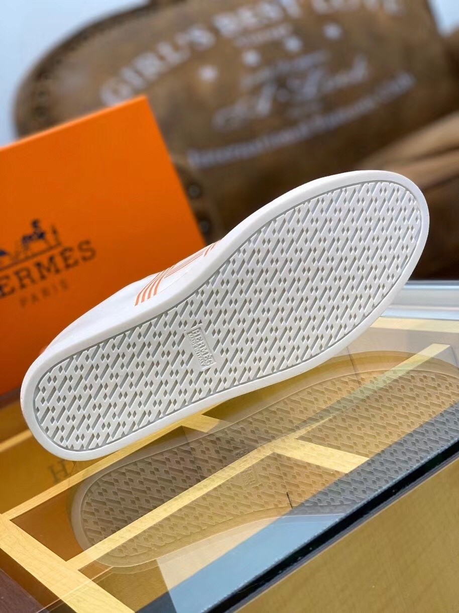Hermes Avantage Sneakers In White/Orange Calfskin