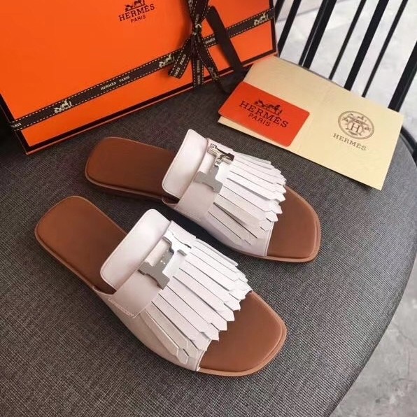 Hermes Auteuil Sandals In White Calfskin