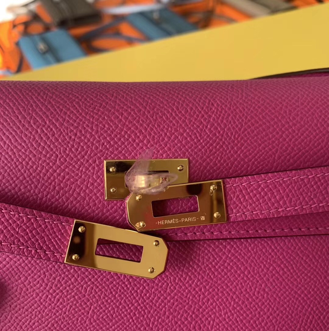 Hermes Kelly Classique To Go Wallet In Magnolia Epsom Calfskin