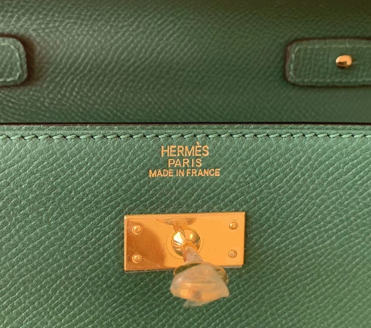 Hermes Kelly Classique To Go Wallet In Malachite Epsom Calfskin