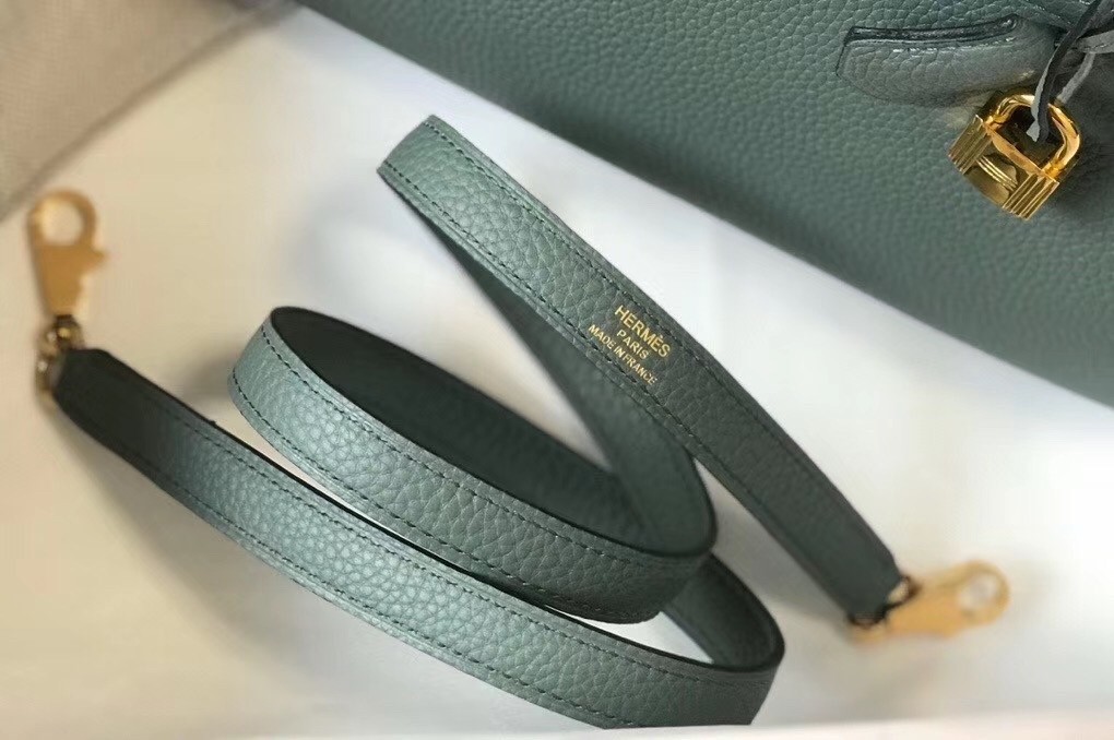 Hermes Kelly 25cm Retourne Bag In Vert Amande Clemence Leather